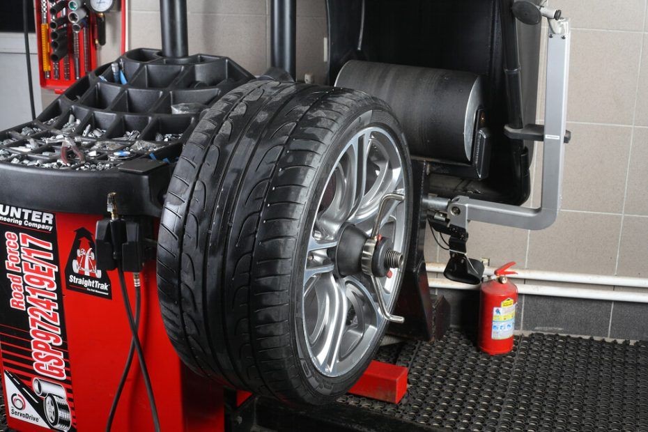 Wheels and tires installation