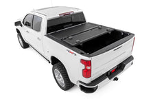 Load image into Gallery viewer, Hard Low Profile Bed Cover | 6'7" Bed | Chevy/GMC 1500 (19-24)