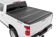 Load image into Gallery viewer, Hard Low Profile Bed Cover | 6'7" Bed | Chevy/GMC 1500 (19-24)