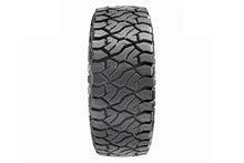 Load image into Gallery viewer, 35x12.50R17 Venom Terra Hunter R/T