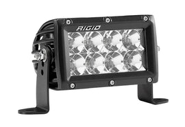 RIG-104113_01.jpg
