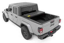 Load image into Gallery viewer, Hard Low Profile Bed Cover | 5' Bed | Jeep Gladiator JT 4WD (2020-2024)