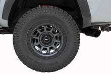 Load image into Gallery viewer, 33x12.50R17 Rough Country Overlander M/T