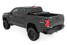 Load image into Gallery viewer, Hard Low Profile Bed Cover | 5" Bed | Chevy/GMC Canyon/Colorado (15-24)