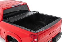 Load image into Gallery viewer, Hard Flush Mount Bed Cover | 5'10" Bed | Chevy/GMC 1500 (19-24)