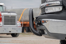 Load image into Gallery viewer, Black Bull Bar | Chevy/GMC Sierra 1500/Silverado 1500/Tahoe/Yukon (99-06 &amp; Classic)