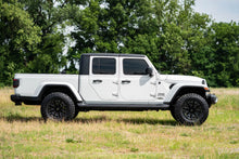 Load image into Gallery viewer, 2.5 Inch Leveling Kit | Spacers | N3 | Jeep Gladiator JT 4WD (2024)