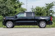 Load image into Gallery viewer, Lowering Shackles | 1-1.5 Inch | Chevy/GMC 1500 (19-24)