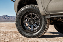 Load image into Gallery viewer, 35x12.50R17 Venom Terra Hunter R/T