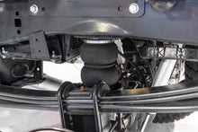 Load image into Gallery viewer, Air Spring Kit w/compressor | Wireless Controller | Ford F-250/F-350 Super Duty (17-22)