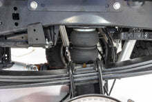 Load image into Gallery viewer, Air Spring Kit w/compressor | Ford F-250/F-350 Super Duty (17-22)