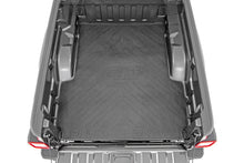 Load image into Gallery viewer, Bed Mat | 5' Bed | RC Logo | Jeep Gladiator JT 4WD (2020-2024)