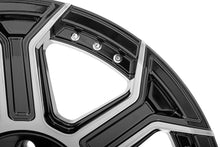 Load image into Gallery viewer, Rough Country 89 Series Wheel | One-Piece | Black Machined Gun Metal | 20x10 | 6x5.5 | -18mm