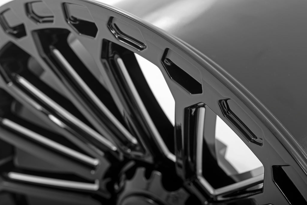 Rough Country 97 Series Wheel | One-Piece | Gloss Black | 17x9 | 6x5.5 | +0mm