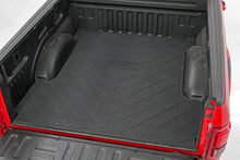 Load image into Gallery viewer, Bed Mat | 6'7" Bed | RC Logo | Chevy/GMC 1500/2500HD/3500HD (07-19 &amp; Classic)