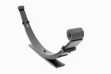 Load image into Gallery viewer, Rear Leaf Springs | 4" Lift | Pair | Ford F-250/F-350 Super Duty 4WD (99-04)